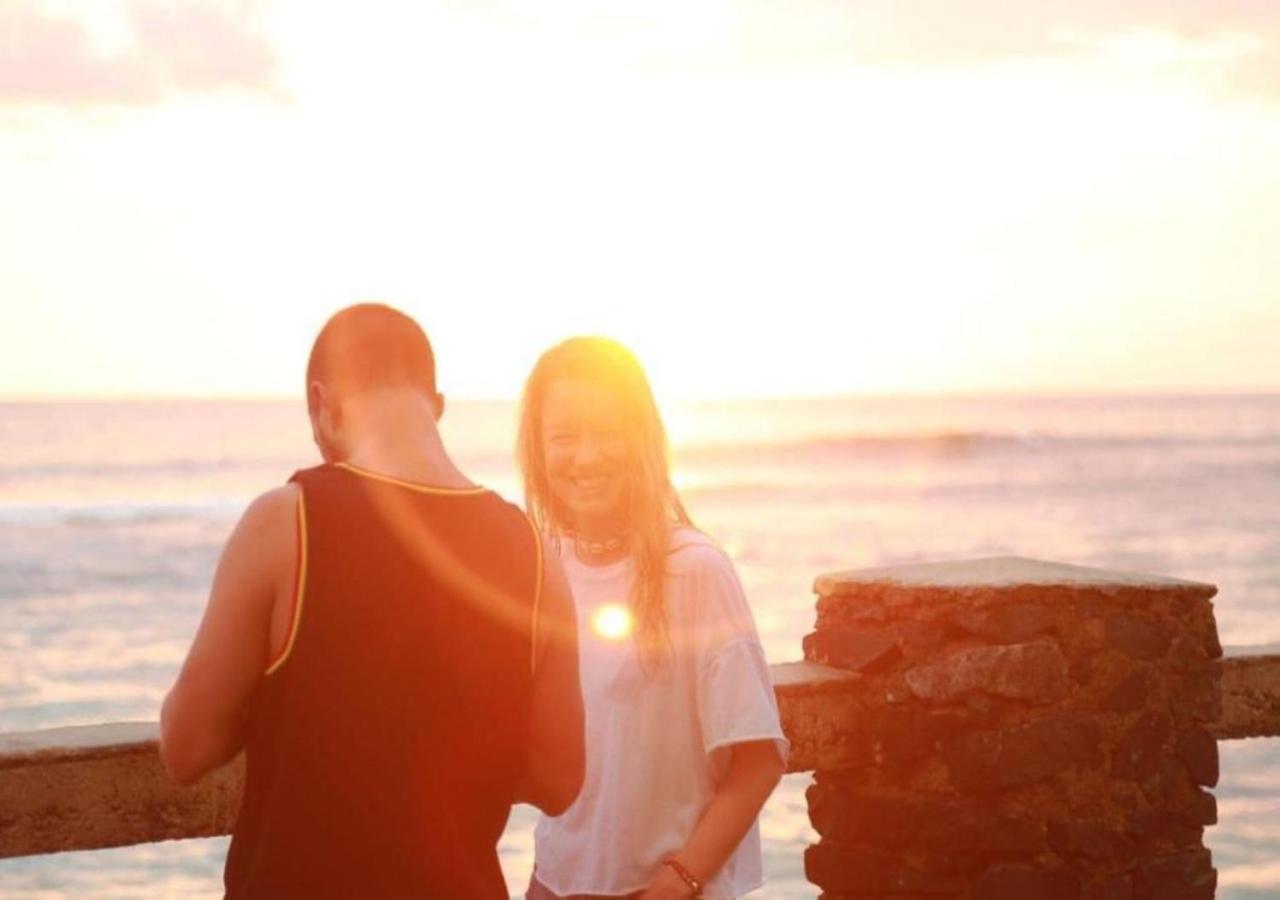 Nu-Vin Beach Hotel Ahangama Ngoại thất bức ảnh