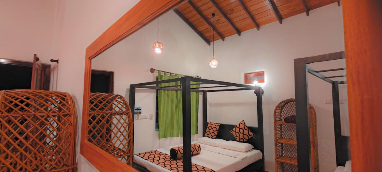 Nu-Vin Beach Hotel Ahangama Ngoại thất bức ảnh