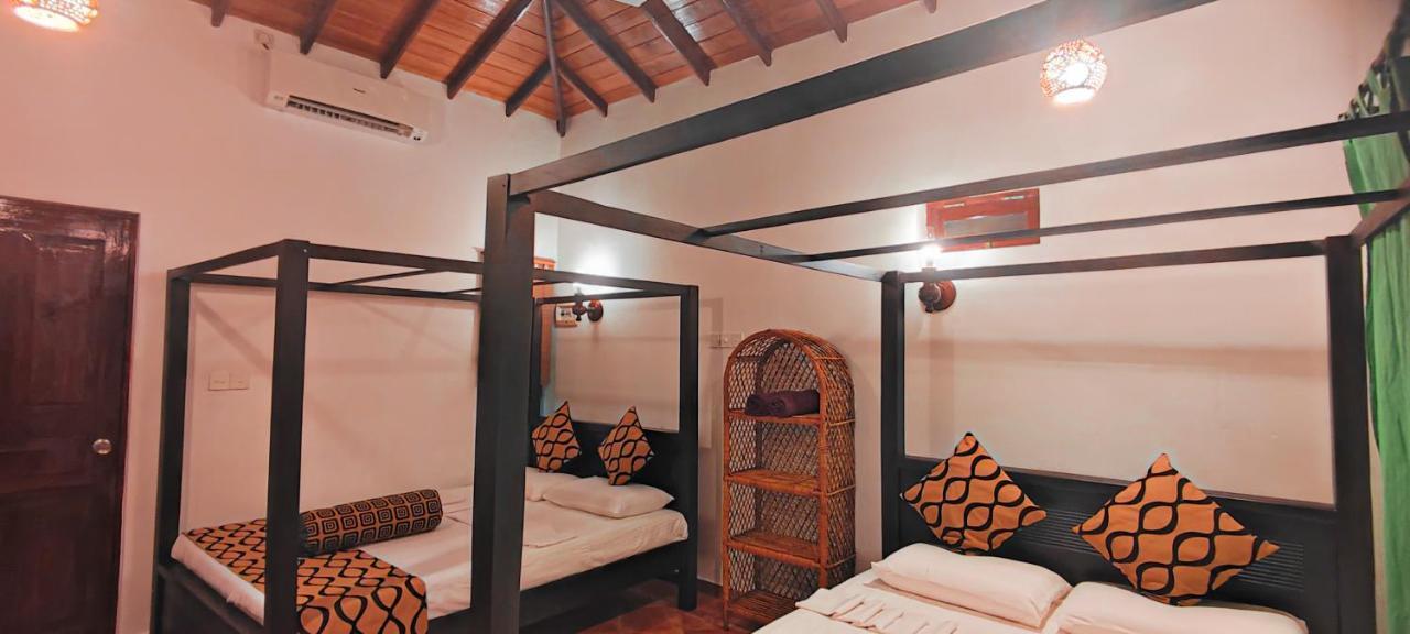Nu-Vin Beach Hotel Ahangama Ngoại thất bức ảnh