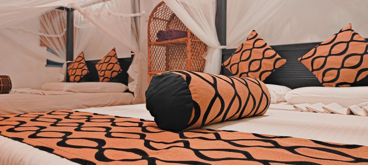 Nu-Vin Beach Hotel Ahangama Ngoại thất bức ảnh