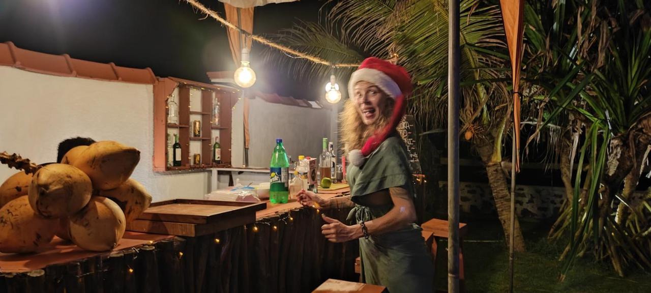 Nu-Vin Beach Hotel Ahangama Ngoại thất bức ảnh
